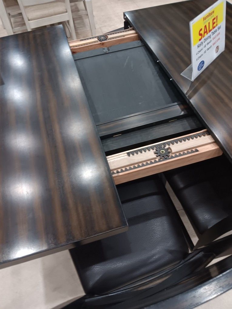 *Memorial Day Now!!!*---Classic Kelly Dining Table Sets W/4 Chairs And Bench---Delivery And Financing Available🤠