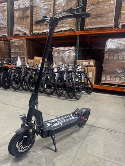 Wholesale and retail of long-range electric scooters