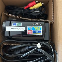 Sony Handycam DCR-SX45