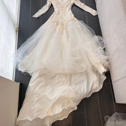 Bonny Bridal Wedding Gown with Long Train + Veil (Size 2-4)