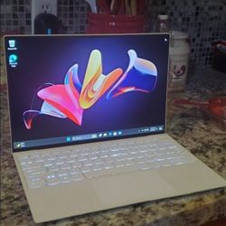 Dell XPS 9300 Intel i7 Windows 11

Laptop