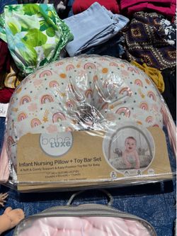 Breastfeeding pillow
