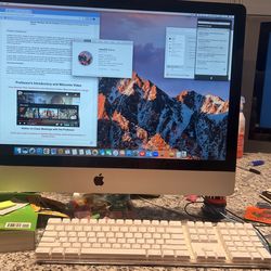 MAC Computer 27” Monitor White Keyboard