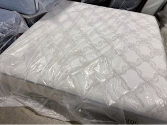 King mattress Sealy