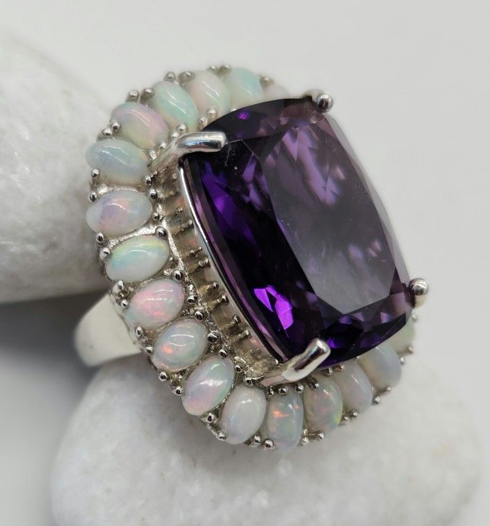 AAA Amethyst, Ethiopian Welo Opal. Ring.