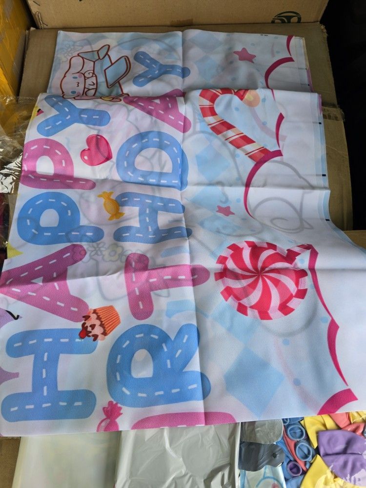 New Cinnamon Roll Backdrop And Balloon Party Pack