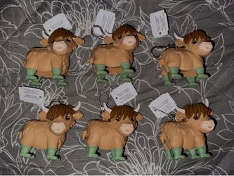 Highland cow hand sanitizer holders