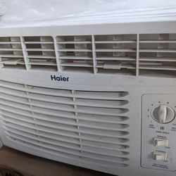 Haier Window AC Unit (Air Conditioner)