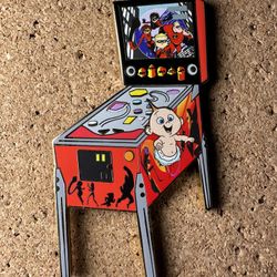 Disney Pin Disney Arcade Pixar The Incredibles Pinball Machine Jumbo LE 1500 Pin