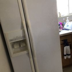 Whirlpool Refrigerator 