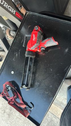 M12 Caulk Gun