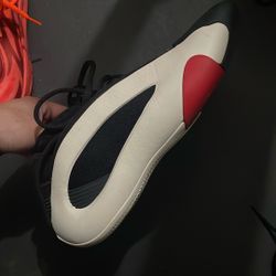 Adidas Harden 8 Size 9