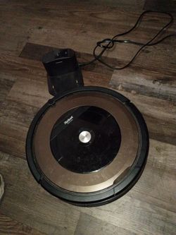 Roomba with dock charger (Working)