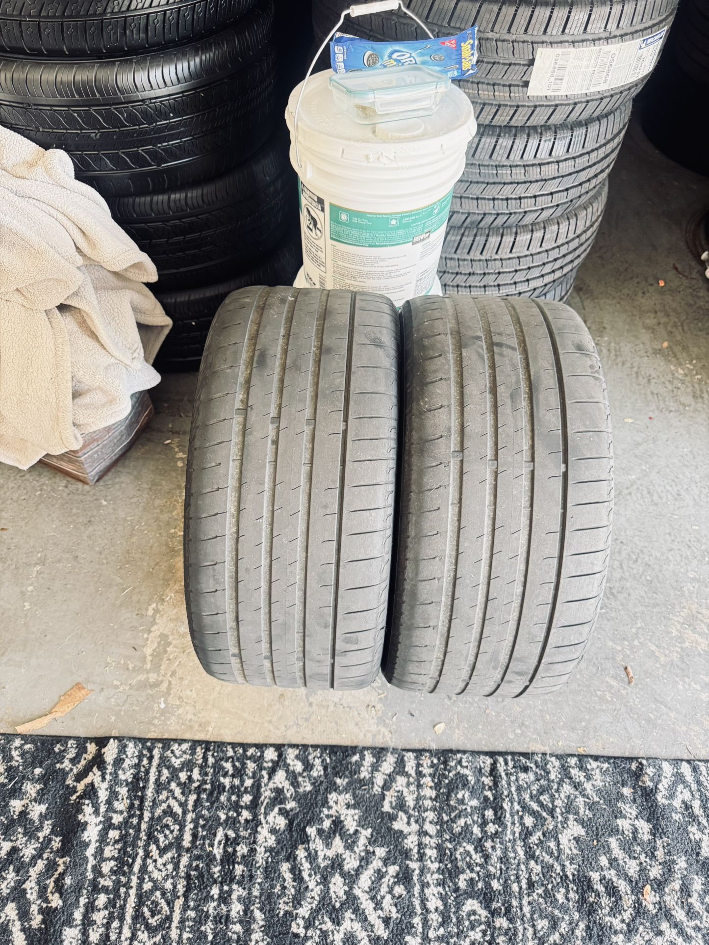 265/40/18 Bridgestone Potenza Sport (2)
