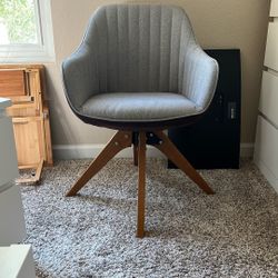 Leon Mid Century Modern Swivel Accent Chair with Beech Wood Legs, Desk Chair No Wheels
