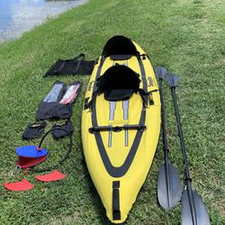 Kayak 12’ inflatable & portable w/carrying case