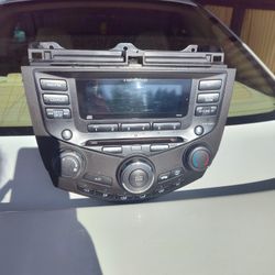 Stock Honda Accord Radio AM FM CD AC 7th Gen 03-07