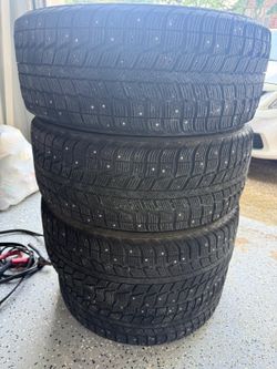 4 Federal Studded Snow Tires 205/55R16 94T XL