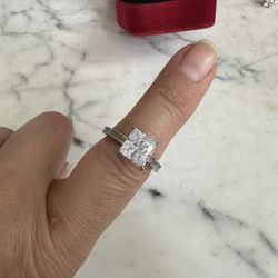 925 Sterling Silver Princess Cut Cz Ring , Marked 925 GM CN ,Size 7 , Side Baguettes, Not A Small Center Stone , Gorgeous!