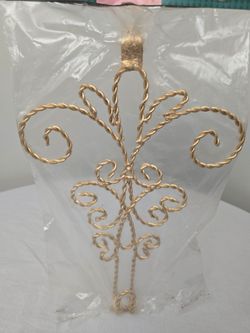 Vtg Gerson 14" Gold Twisted Metal Ornate Wreath Holder Hollywood Regency Glitter