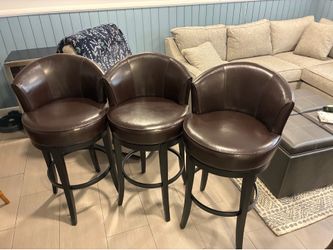 3 Barstools