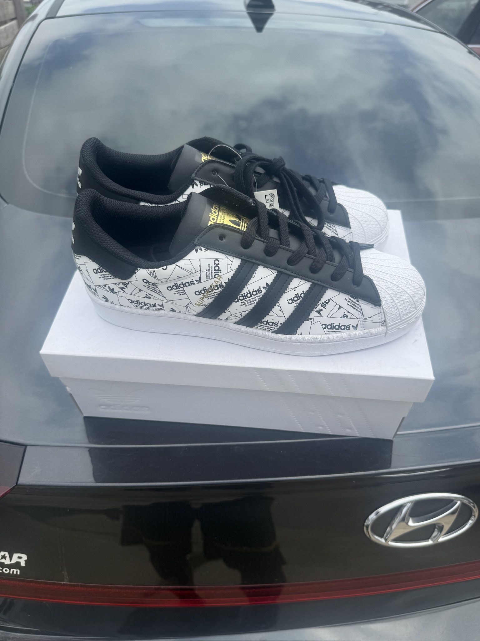 Adidas Superstar