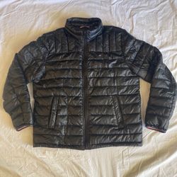 NWT TOMMY HILFIGER  Mens Quilted Puffer Jacket Size: Large
