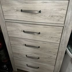 5 Drawer Chest 