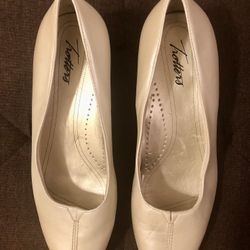 Doris Pumps Women Sz 8W Leather Cream/ Ivory Metallic Low Heel Slip On By Trotters
