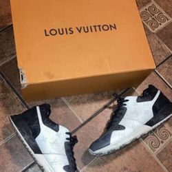 Louis Vuitton Men Shoes 