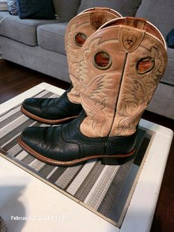 Ariet Boots