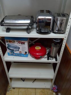kitchen appliance lot