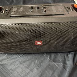 JBL BOOM BOX