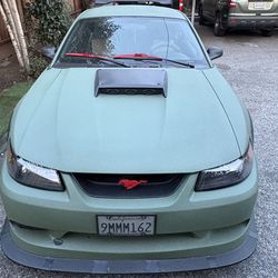 2000 Ford Mustang