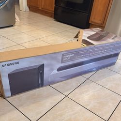 Samsung (S80CB) Soundbar & Wireless Subwoofer Home Theatre - Dolby Atmos | 3.1.2 Ch | Alexa Built-In | Premium Audio