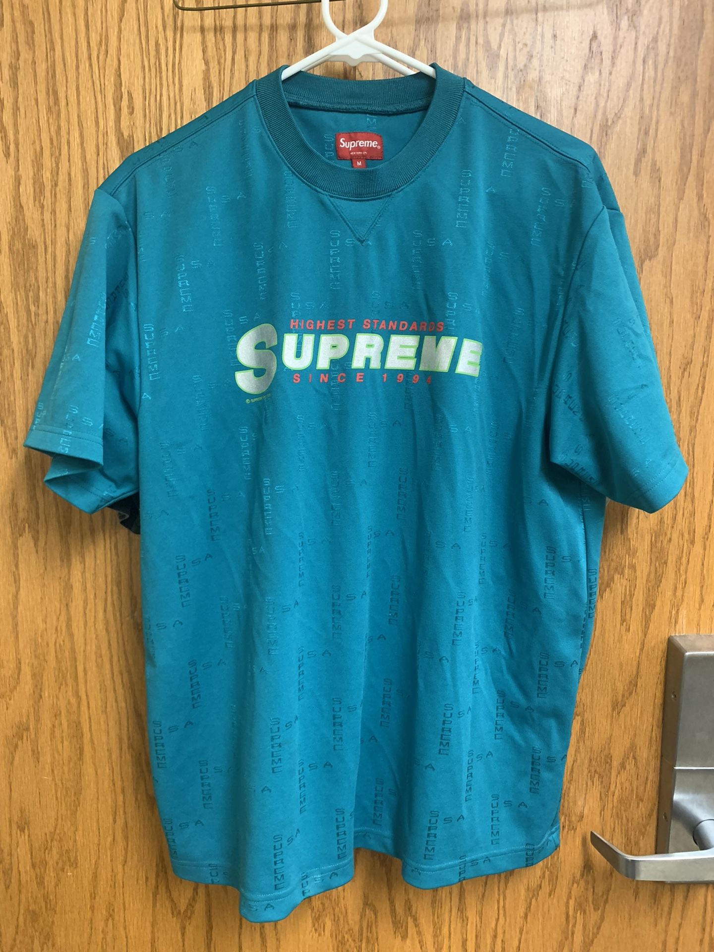 SUPREME Shirt