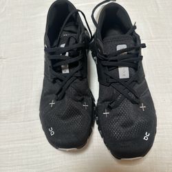👟 OC Black Sneakers
