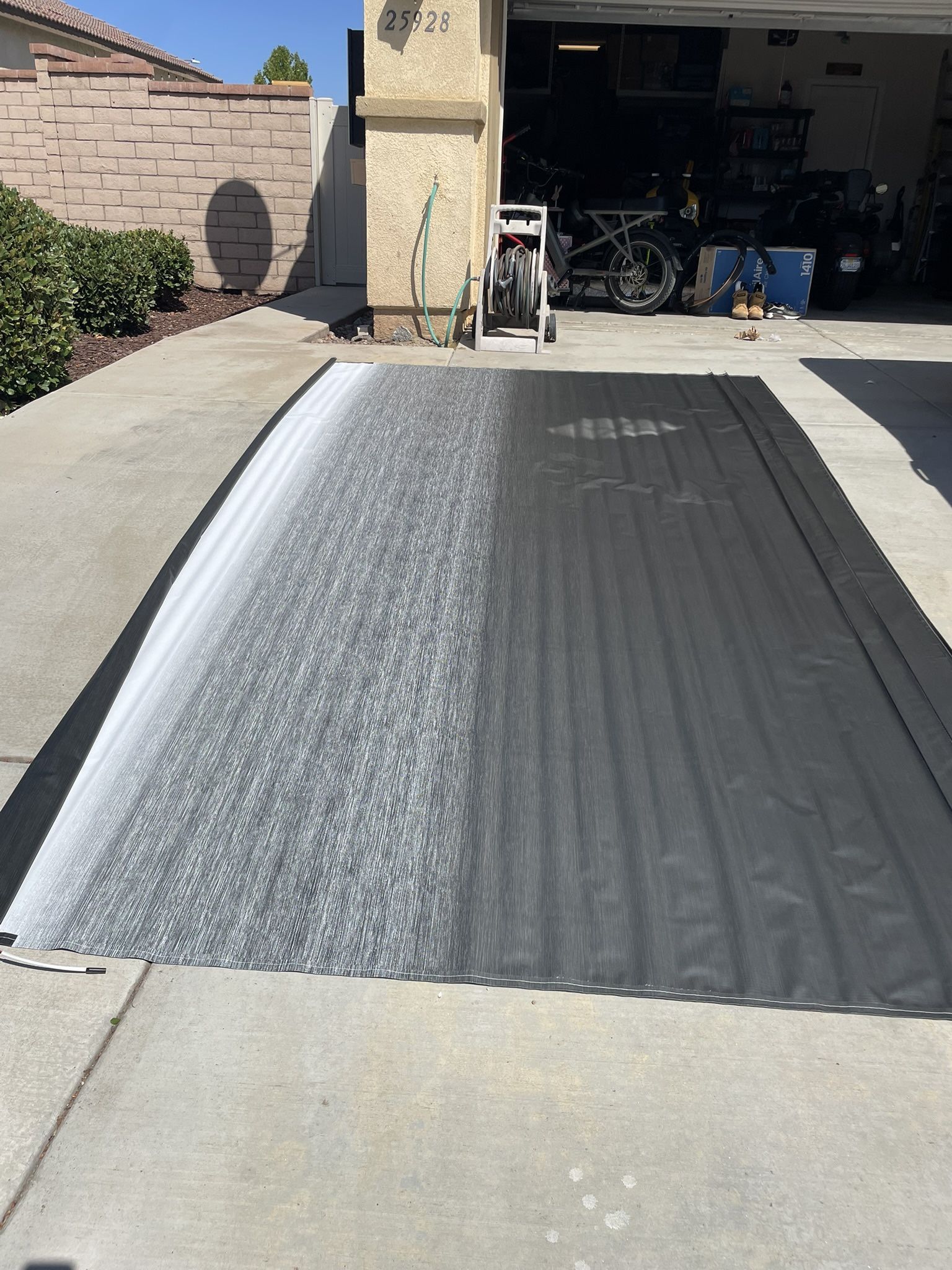 << 15’ Awning For RV Or Travel Trailer >€