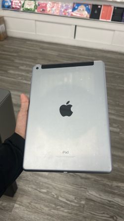 iPad 6th lte 32gb WiFi