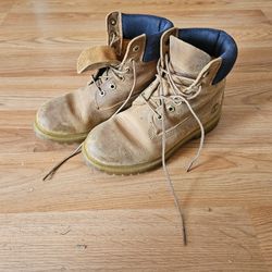 Womens 7.5 Timberland Boots 