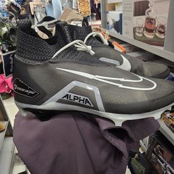 NIKE Alpha menace football cleats, Sz 16 Gray black, white with ghost lace.