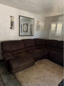 Automatic Reclining Couch