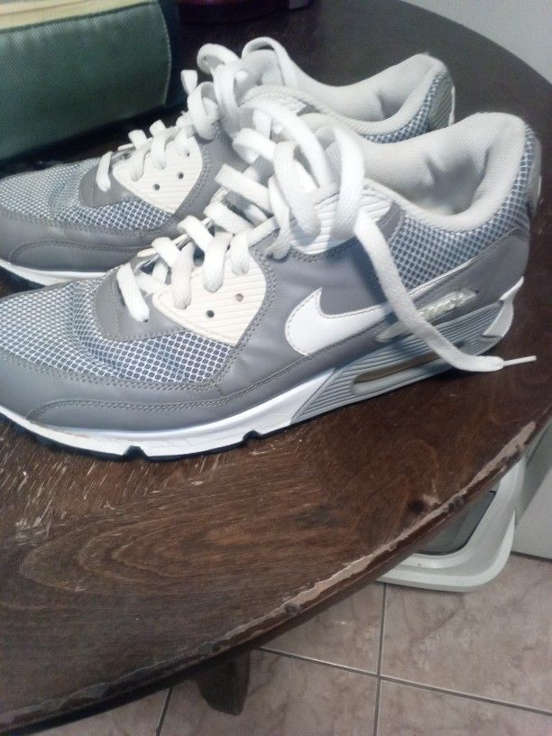 Nike Air Max Shoes