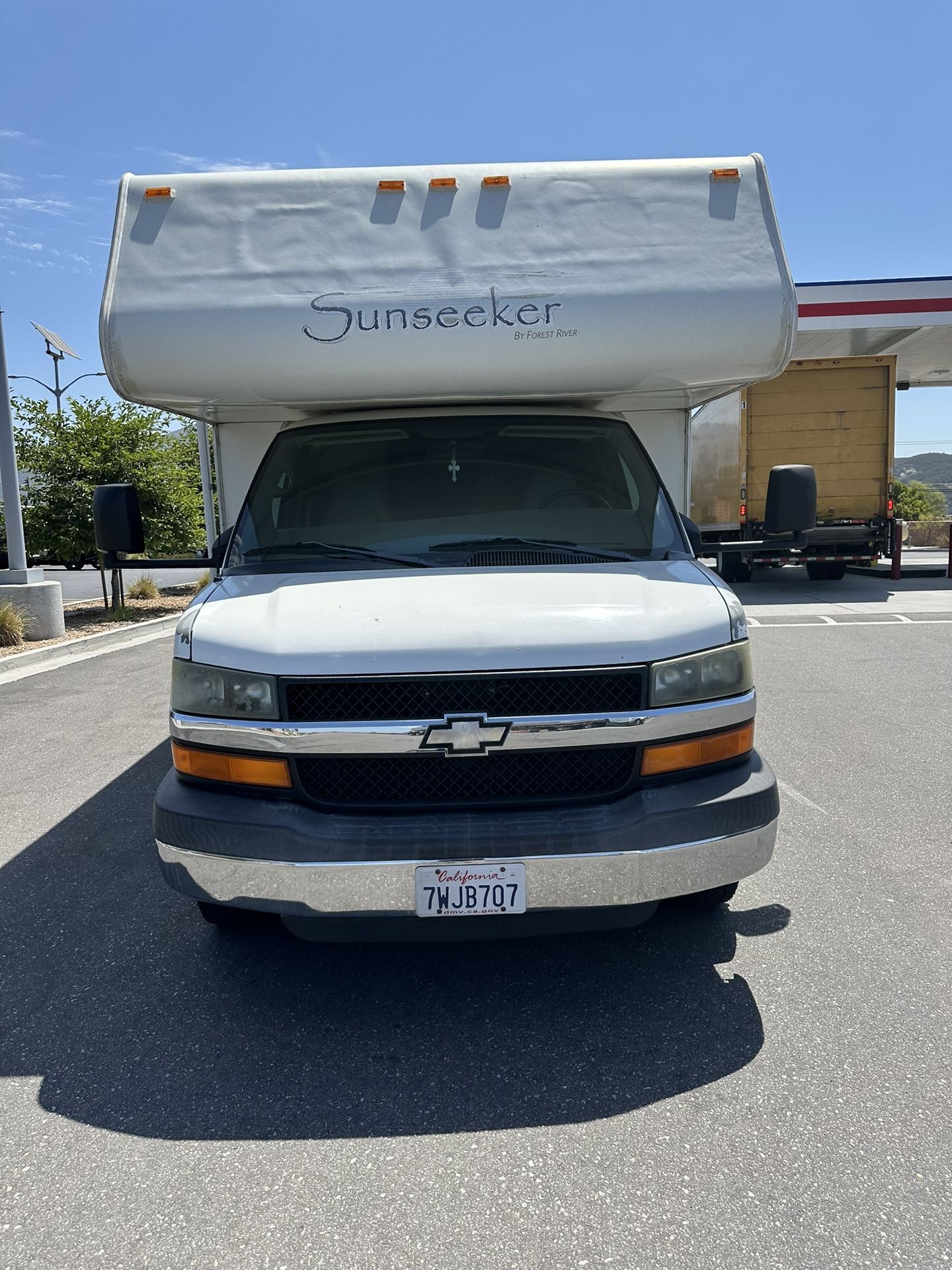 Chevy Sunseeker Motor home