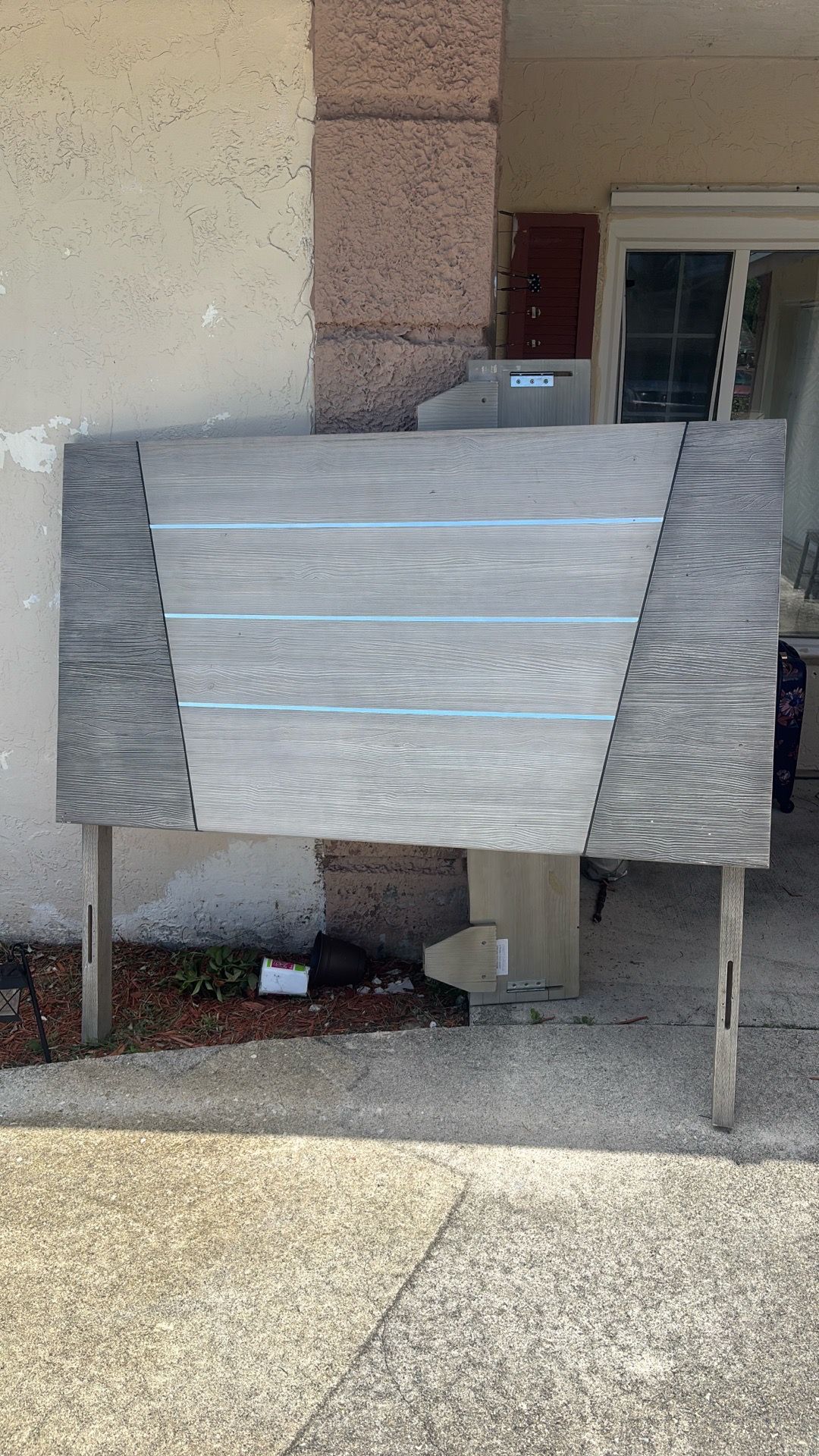 Bed frame/headboard