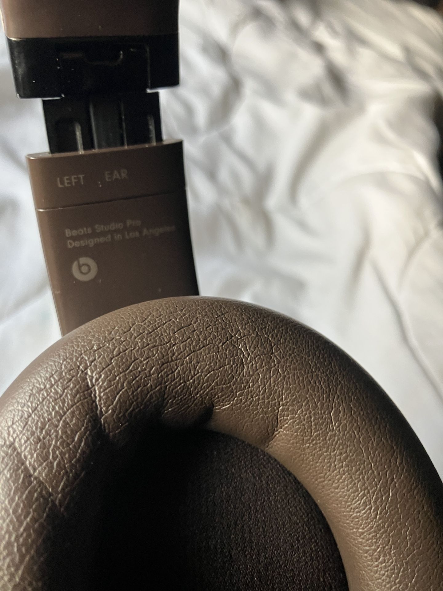 Beats Studio Pro - Wireless Bluetooth Noise Cancelling