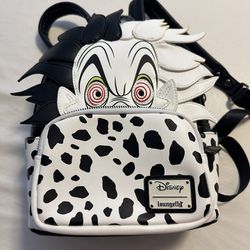 Disney cruella Backpack 