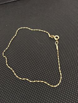 9 inch gold toned bracelet