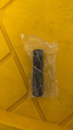 Spline lug nut keys