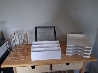 Desk Organizer Set –